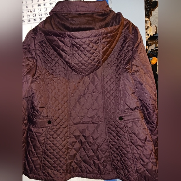 Jacket - Picture 4 of 11